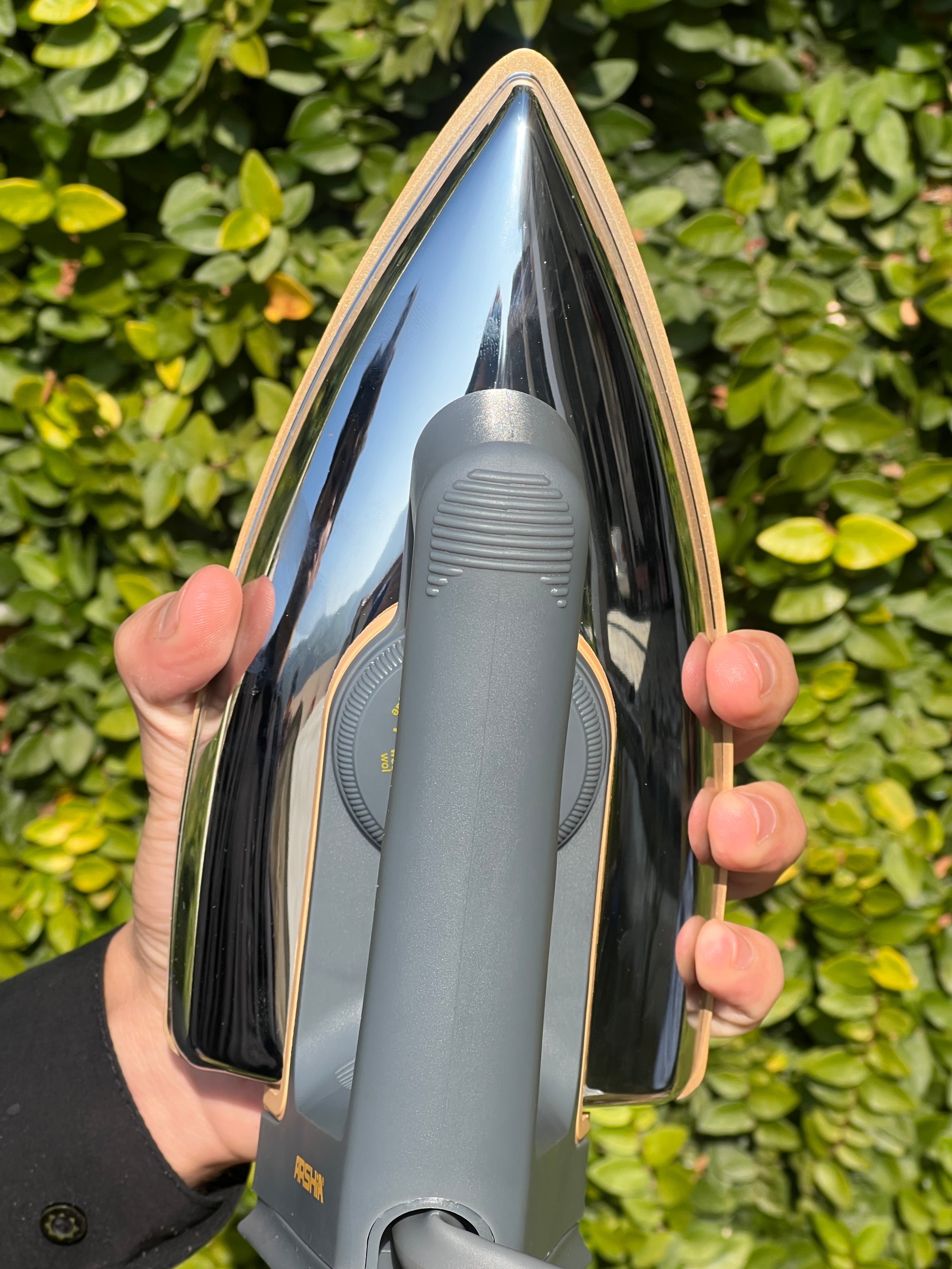 Arshia Electric Dry Iron 1200W Smooth Ironing